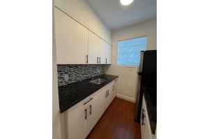 1525 Meridian Ave 108 Miami Beach, FL 33139 - MLS#A11989850