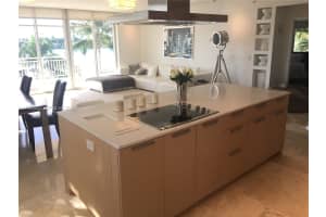 1 Century Ln 301 Miami Beach, FL 33139 - MLS#A11989852