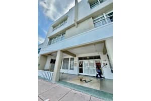 7326 Collins Ave 105, Miami Beach