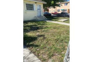 1268 4th St , Miami, FL 33135 - MLS#A11989861