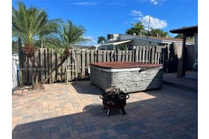 2713 Sherman St, Hollywood, FL 33020, - MLS#A11989887