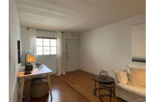 221 Meridian Ave APT 410, Miami Beach, FL 33139, - MLS#A11989898