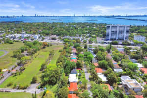 221 48th Ter , Miami, FL 33137 - MLS#A11989932