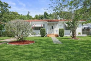 221 48th Ter , Miami, FL 33137 - MLS#A11989932