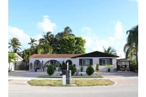 10760 Sw 28th St Miami, FL 33165 - MLS#A11990009