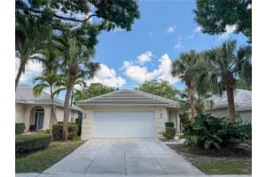 1053 Bedford Ave , Palm Beach Gardens, FL 33403 - MLS#A11990050