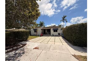 2260 Sw 25th St Miami, FL 33133 - MLS#A11990052