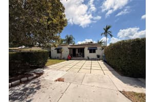 2260 Sw 25th St Miami, FL 33133 - MLS#A11990052