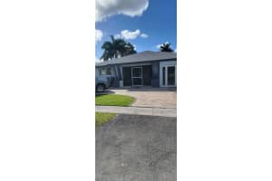 136 Se 2nd Ct, Dania Beach