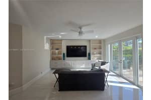 4953 Kensington Cir , Coral Springs, FL 33076 - MLS#A11990067