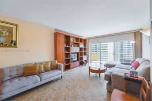 1980 S Ocean Dr 10l Hallandale Beach, FL 33009 - MLS#A11990092