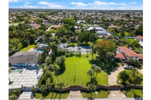 310 Nw 130th Ave, Miami