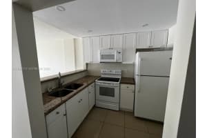 MLS# A11990112, North Miami Beach, Florida 33160