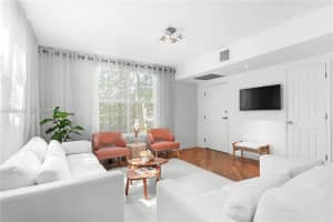 927 Euclid Ave APT 2, Miami Beach, FL 33139, - MLS#A11990142