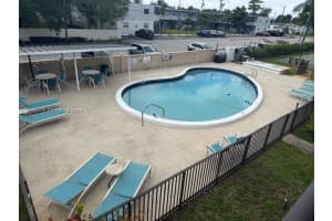 421 1st St , Hallandale Beach, FL 33009 - MLS#A11990173