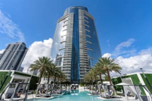851 Ne 1st Ave 302, Miami