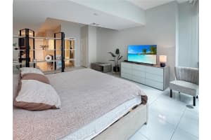 851 NE 1st Ave #302, Miami, FL 33130, - MLS#A11990176