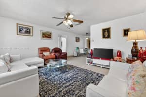 1125 Nw 69th Ave Margate, FL 33063 - MLS#A11990182