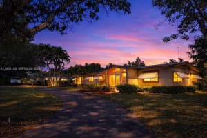 15501 Sw 88th Ave, Palmetto Bay