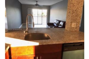 5200 Nw 31st Ave 34 Fort Lauderdale, FL 33309 - MLS#A11990244