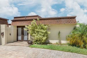 5311 Banyan Ln Tamarac, FL 33319 - MLS#A11990250