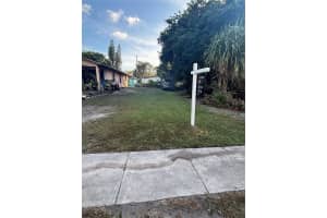 000 Douglas St Hollywood, FL 33020 - MLS#A11990292