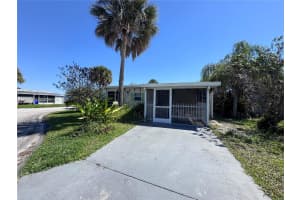 7300 20th St , Florida City, FL 32966 - MLS#A11990306