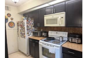 18820 Nw 57th Ave 204 Hialeah, FL 33015 - MLS#A11990307