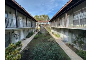 10776 Kendall Dr , Miami, FL 33176 - MLS#A11990308