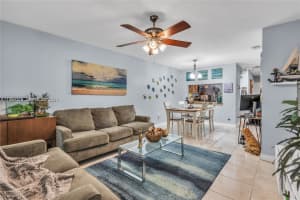 4332 Nw 120th Ln Sunrise, FL 33323 - MLS#A11990319