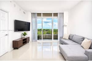 3232 Coral Wy APT 605, Coral Gables, FL 33145, - MLS#A11990321