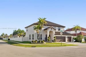 17900 Sw 4th Ct Pembroke Pines, FL 33029 - MLS#A11990345