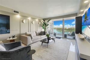 5161 Collins Ave 1508 Miami Beach, FL 33140 - MLS#A11990349