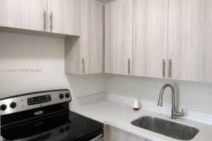 2950 Nw 7th Ct Fort Lauderdale, FL 33311 - MLS#A11990352