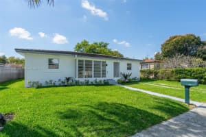 110 Ne 171st St North Miami Beach, FL 33162 - MLS#A11990358