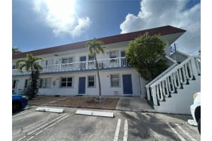 609 NE 6th Ct APT D, Boynton Beach, FL 33435, - MLS#A11990368