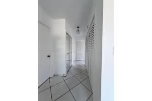 450 Nw 43rd Pl Front Miami, FL 33126 - MLS#A11990387