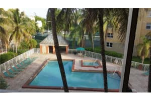 MLS# A11990411, Doral, Florida 33166
