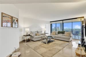 3598 Yacht Club Dr 702 Aventura, FL 33180 - MLS#A11990412