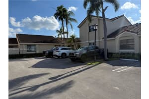 6360 Nw 170th Ter, Hialeah