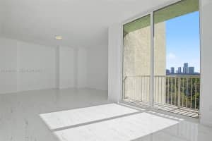 1350 NW 8th Ct # B2-6, Miami, FL 33136, - MLS#A11990451