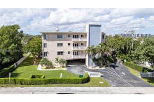 1965 S Ocean Blvd 203 Lauderdale By The Sea, FL 33062 - MLS#A11990452
