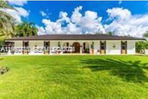 18851 SW 218th St, Miami, FL 33170, - MLS#A11990476
