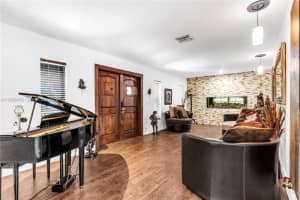 18851 SW 218th St, Miami, FL 33170, - MLS#A11990476