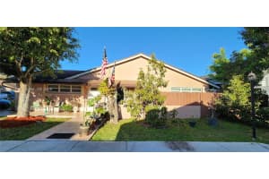 15585 76th Ln , Miami, FL 33193 Sold 06/11/26