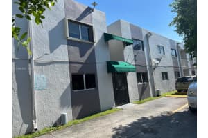 2565 W 56th St APT 209, Hialeah, FL 33016, - MLS#A11990492