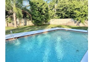 121 Ne Prima Vista Blvd House Port Saint Lucie, FL 34983 - MLS#A11990511