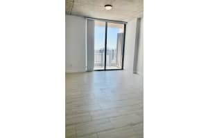 690 SW 1st Ct APT 2725, Miami, FL 33130, - MLS#A11990536
