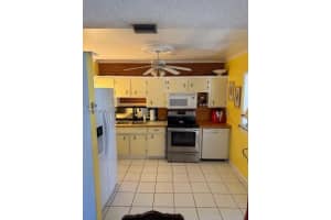 1570 15th St , Homestead, FL 33033 - MLS#A11990540