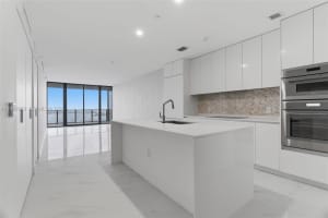 711 Ne 23 Terrace 3906, Miami